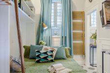 Apartment in Lucca - Busdraghi Studio, a stylish studio along Via Fillungo inside the walls of Lucca05