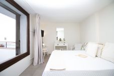 Rent by room in Tarifa - Charming Independent Room Tarifa