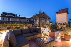 Апартаменты на Lucca - Flourish Apartment with Grand Terrace inside Lucca City Centre