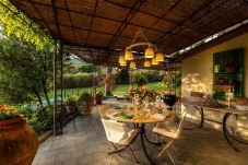 Вилла на Pescia - Romantic and Luxury COTTAGE NANNI with Pool