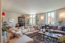 Апартаменты на Lucca - PUCCINI PENTHOUSE with Terrace inside Lucca