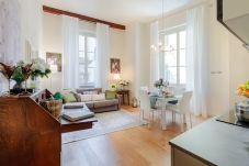 Апартаменты на Lucca - CASA UGOLINO, State of the Art Central 2 Bedrooms Apartment in Lucca