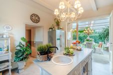 Вилла на Montecarlo - VILLA GIANNA, the Secret Interior Designer's Private Retreat with Pool