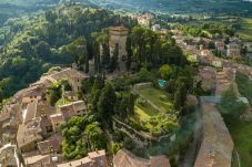 Вилла на Cetona - Rocca di Cetona, a Luxury Castle with Pool in Tuscany