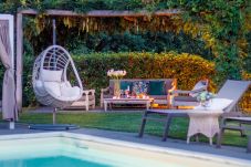 Апартаменты на San Gennaro - Casa Santo, a sweet country apartment with pool on the hills of Lucca 