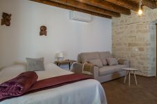 Квартира-студия на Puerto de Santa María - Lightbooking Palacio La Cruz