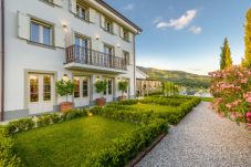 Вилла на Segromigno in Monte - Luxury 7 Bedrooms Villa with Pool, SPA and Limitless Views