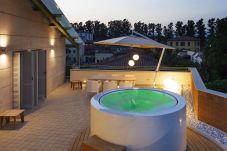 Апартаменты на Lucca - Canticle Lucca Luxury Apartment with Elevator, Terrace, Parking and Jacuzzi