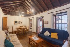 Дом на Villa de Mazo - Lightbooking Nina Villa de Mazo La Palma