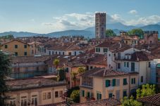 Lägenhet i Lucca - Spacious Home with Elevator along Via Guinigi inside the Lucca Walls