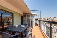 公寓 在 Barcelona - ATIC, PRIVATE TERRACE, 2 BEDROOMS