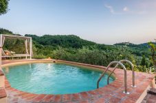 别墅 在 Monsummano Terme - Panoramic Farmhouse with Pool and Amazing Views